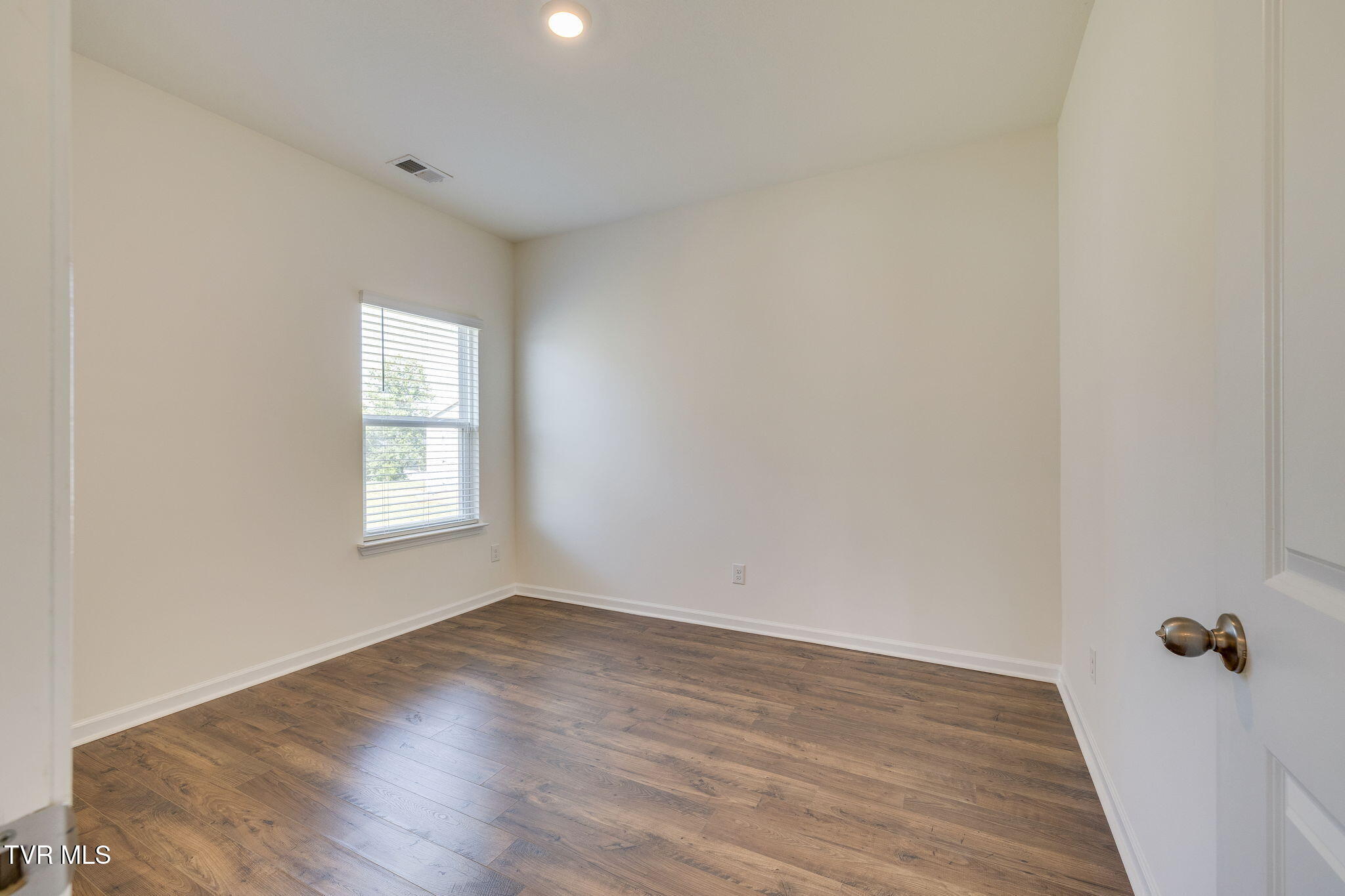 1160 Ridge Parke Kingsport, TN 37663 - Photo 22 of 33 023