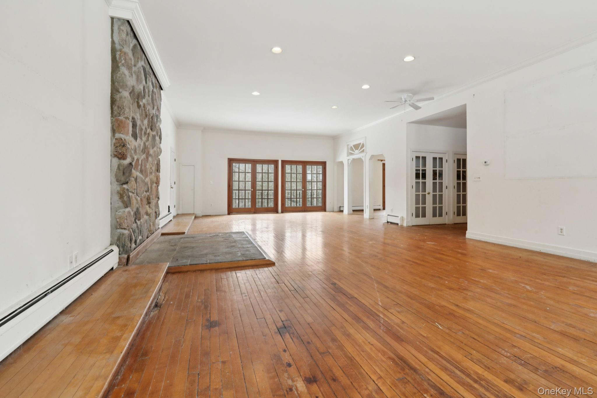 32 East Lake Stable Road Tuxedo Park, NY 10987 - Photo 5 of 49