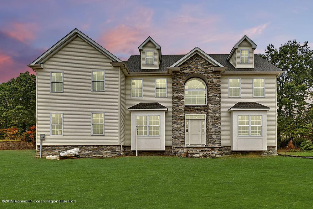 4 Hillcrest Road Morganville, NJ 07751 - Photo 2 of 23 003_acqj52m8ydphb62xioopnkku0986a7dwn64g