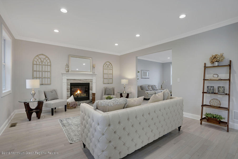 4 Hillcrest Road Morganville, NJ 07751 - Photo 11 of 23 019_dsc04931-dsc04935