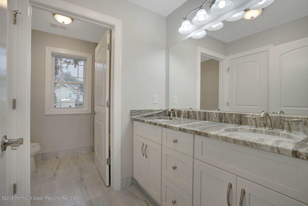 4 Hillcrest Road Morganville, NJ 07751 - Photo 18 of 23 042_dsc04796-dsc04800
