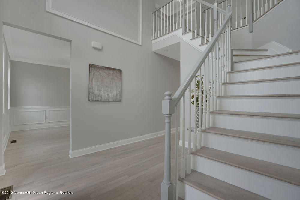 4 Hillcrest Road Morganville, NJ 07751 - Photo 6 of 23 009_dsc04881-dsc04885