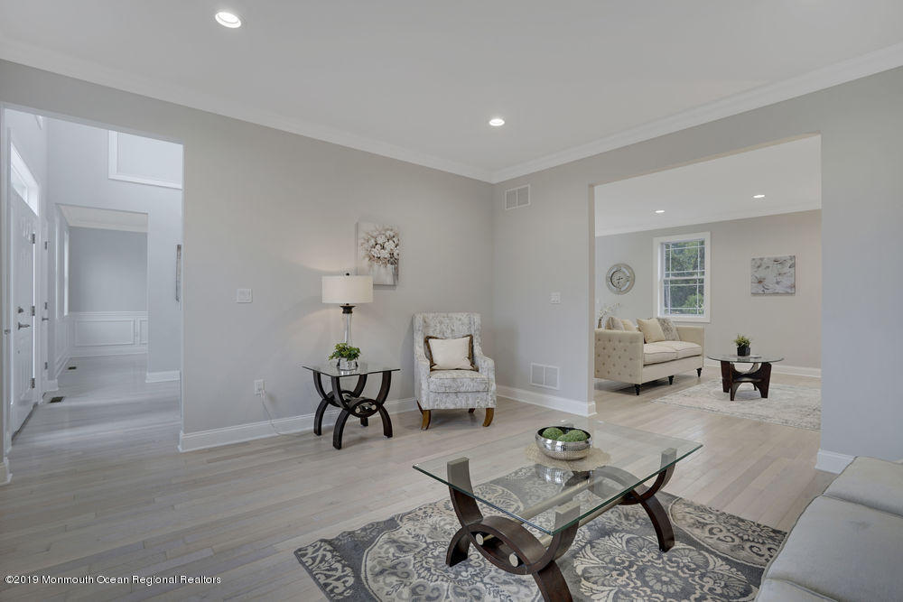 4 Hillcrest Road Morganville, NJ 07751 - Photo 9 of 23 015_dsc04911-dsc04915