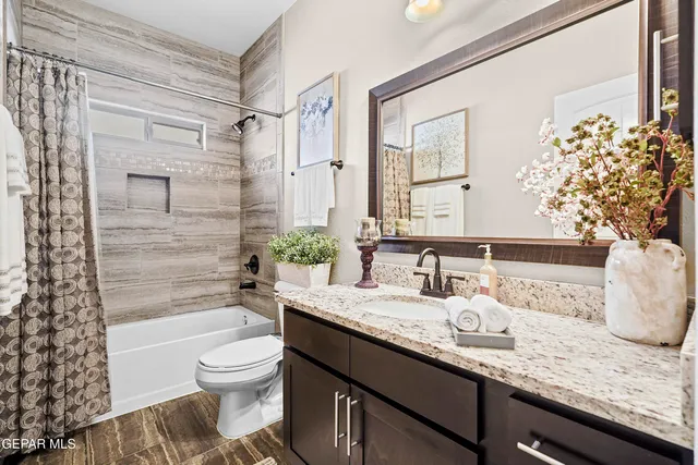 $424,900 | 7880 Enchanted View Drive, El Paso, TX 79911