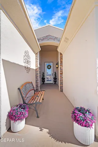 $424,900 | 7880 Enchanted View Drive, El Paso, TX 79911