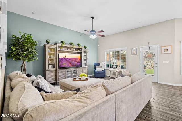 $424,900 | 7880 Enchanted View Drive, El Paso, TX 79911