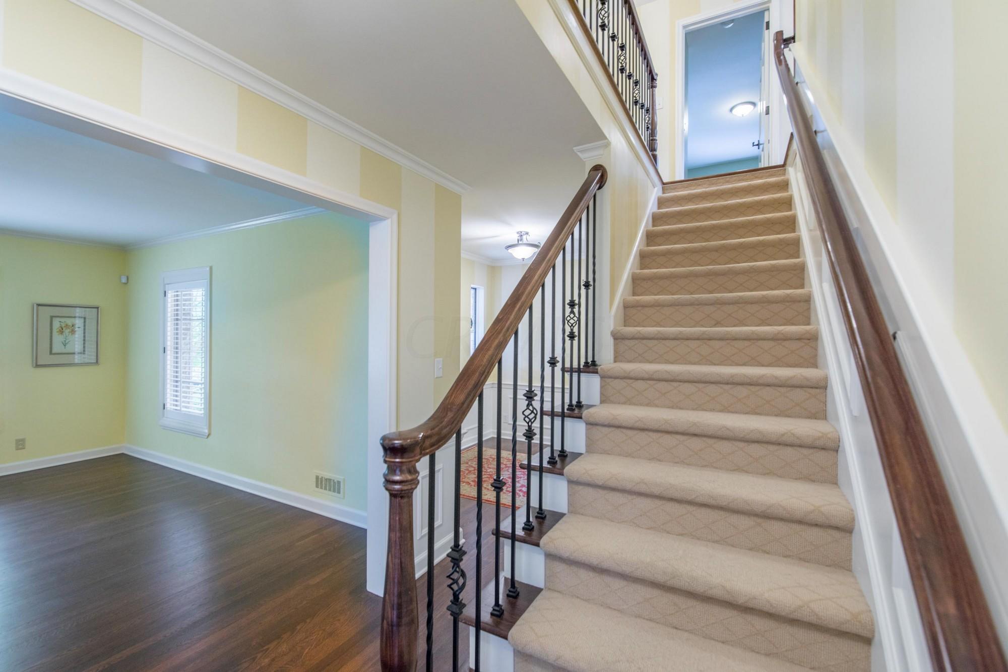 2366 Club Road Columbus, OH 43221 - Photo 22 of 48