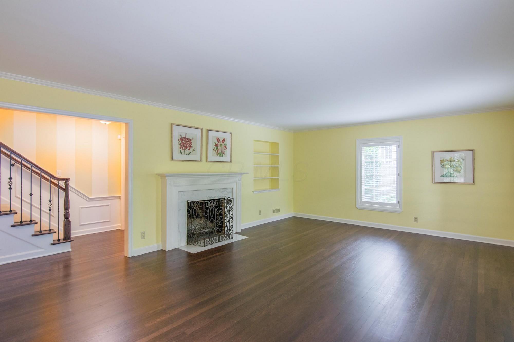 2366 Club Road Columbus, OH 43221 - Photo 6 of 48