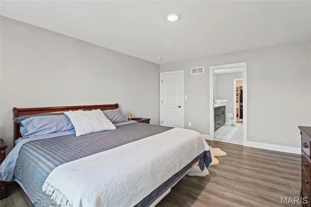 $550,000 | 155 Palais Court, St. Charles, MO 63301