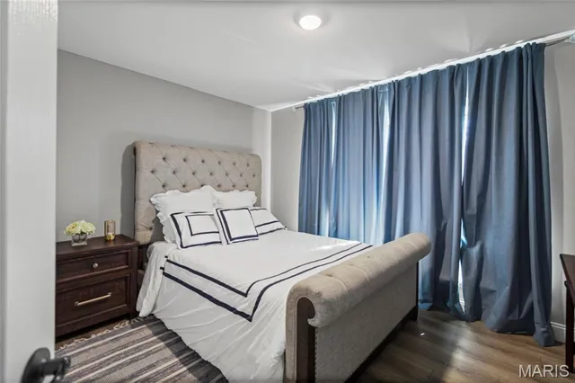 $575,000 | 155 Palais Court, St. Charles, MO 63301