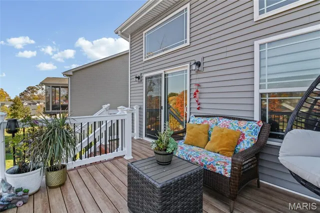 $550,000 | 155 Palais Court, St. Charles, MO 63301