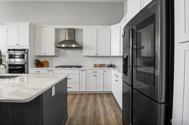 $550,000 | 155 Palais Court, St. Charles, MO 63301