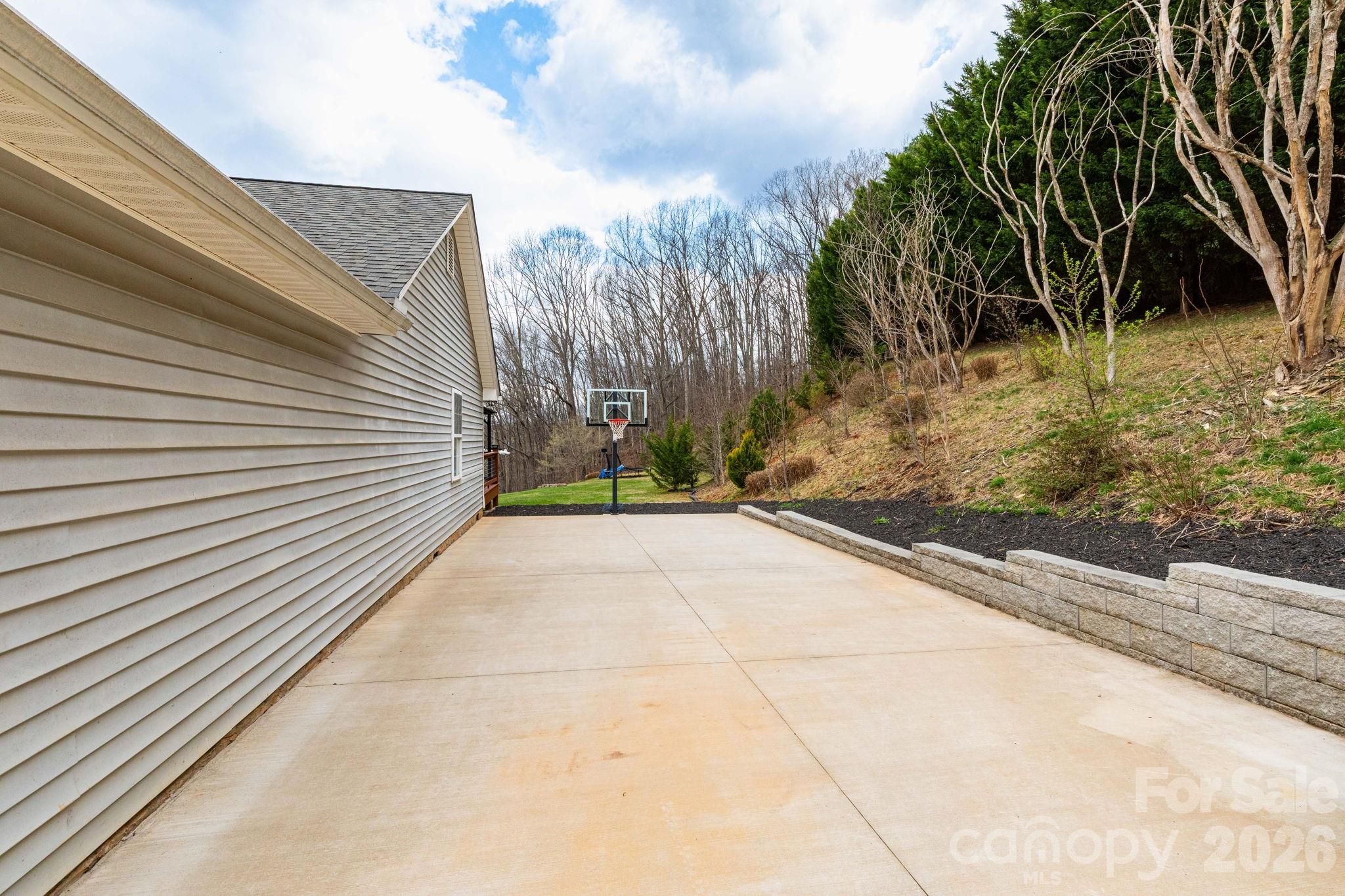 21 South Lindon Cove Road, Unit 3 Candler, NC 28715 - Photo 20 of 24