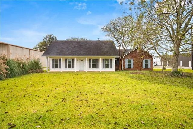 $285,000 | 6031 Bayou Rapides Road, Alexandria, LA 71303