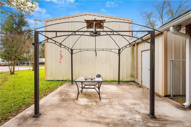 $285,000 | 6031 Bayou Rapides Road, Alexandria, LA 71303