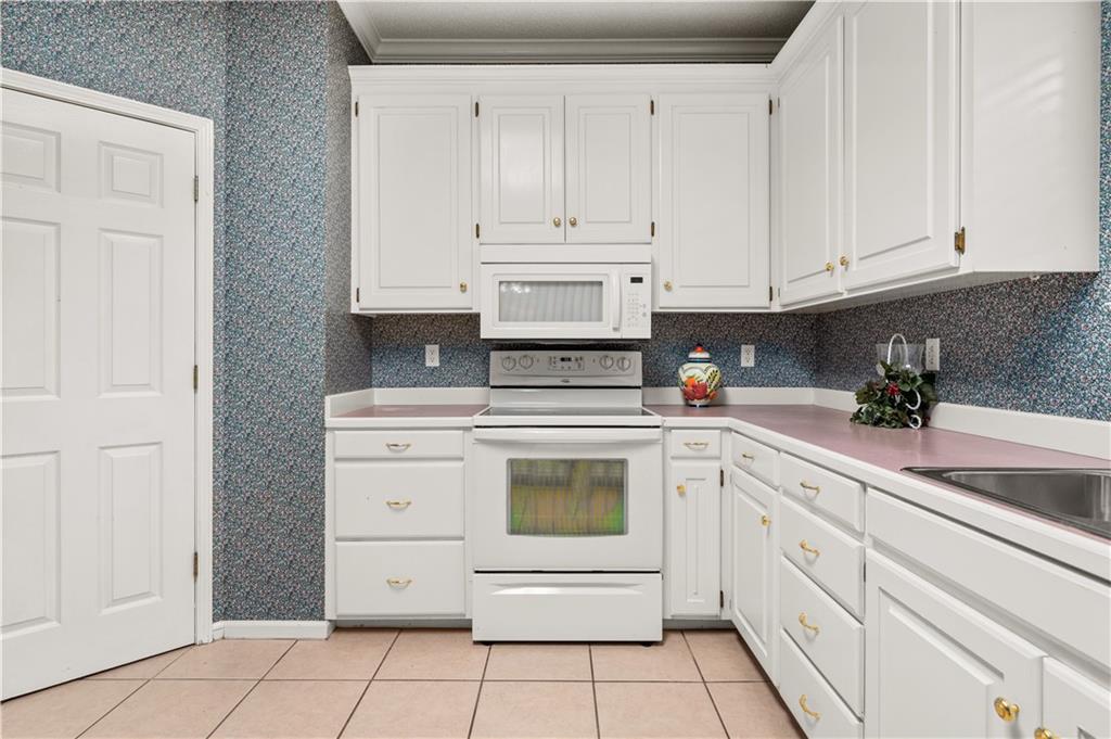 6031 Bayou Rapides Road Alexandria, LA 71303 - Photo 8 of 33