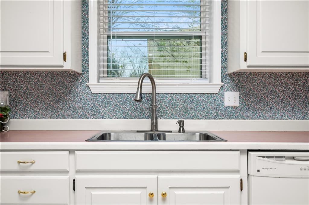 6031 Bayou Rapides Road Alexandria, LA 71303 - Photo 9 of 33