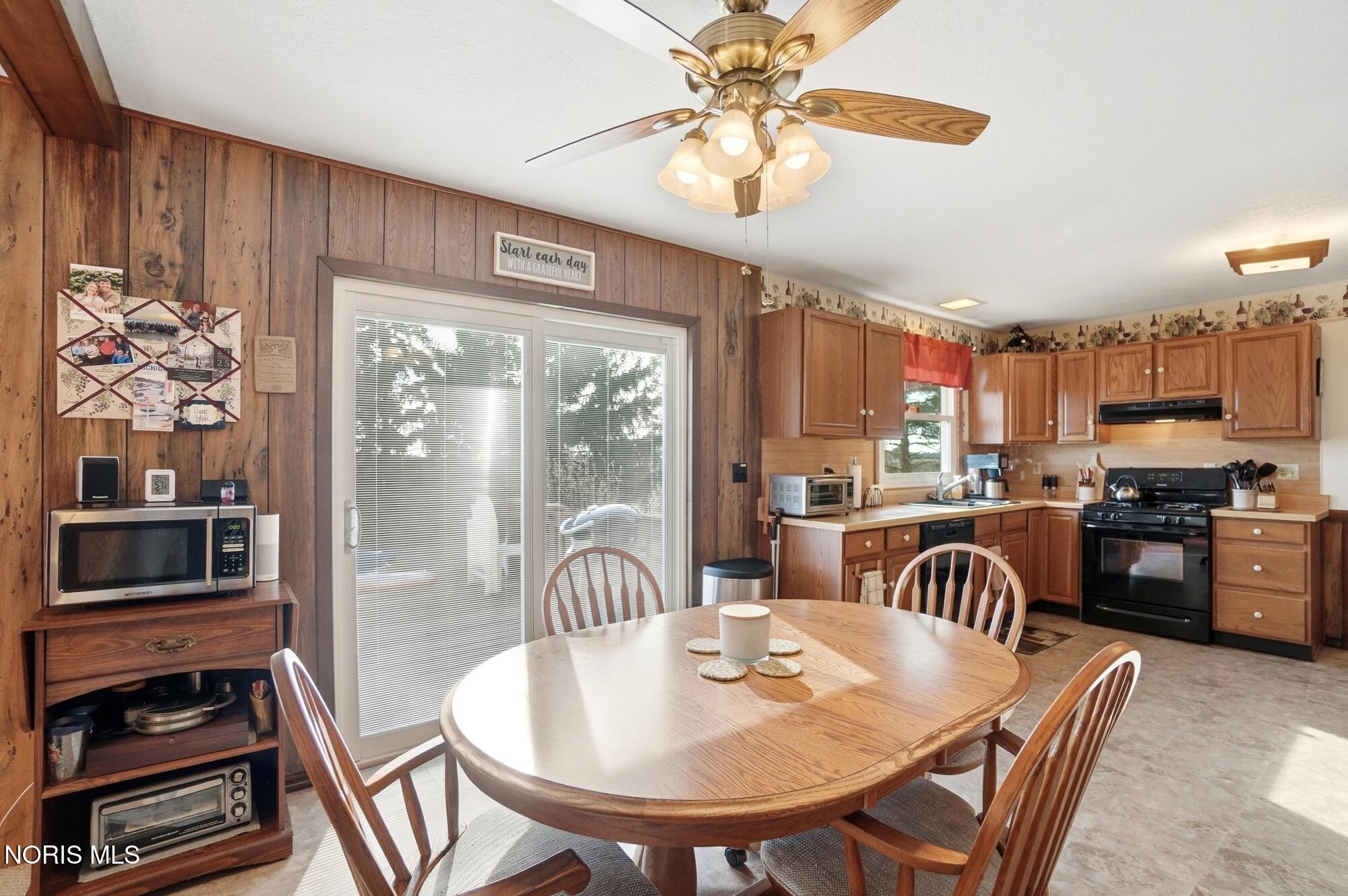 8675 Reitz Road Perrysburg, OH 43551 - Photo 9 of 34 Gallery Image 9