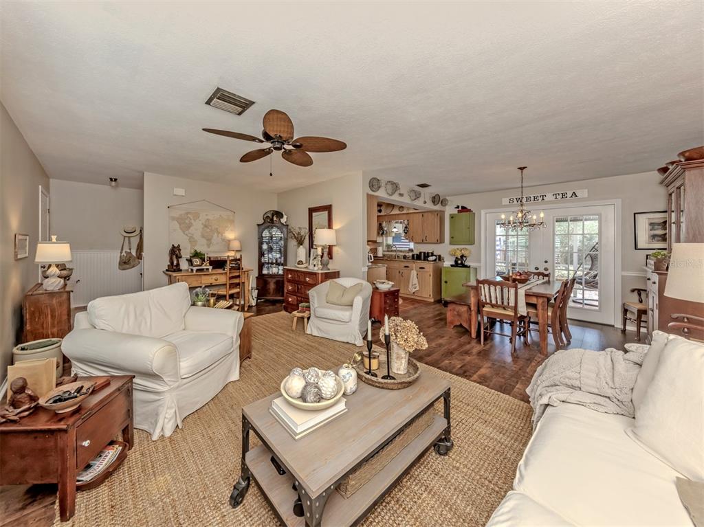 1345 Olympia Road Venice, FL 34293 - Photo 5 of 55