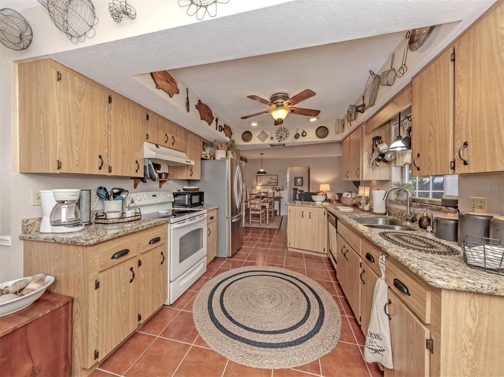 1345 Olympia Road Venice, FL 34293 - Photo 7 of 55