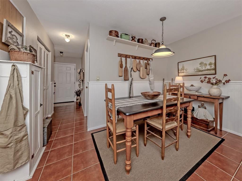 1345 Olympia Road Venice, FL 34293 - Photo 9 of 55