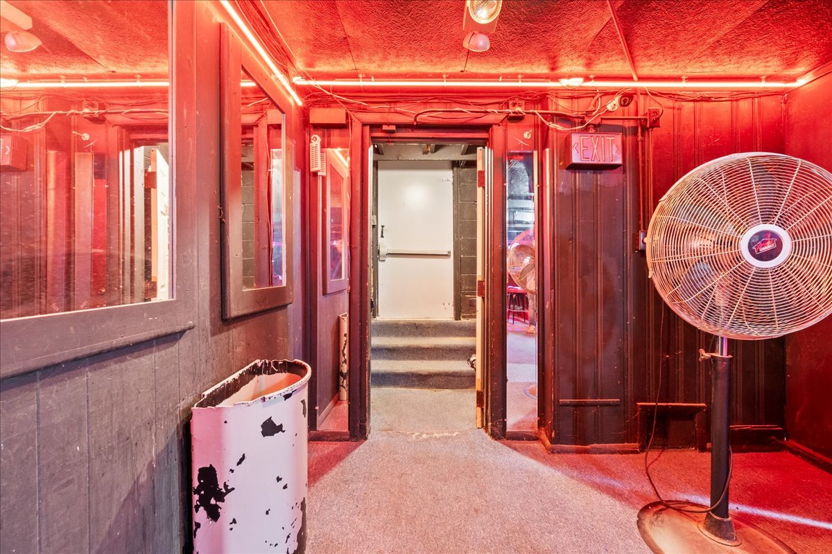 111 Patterson Road Joliet, IL 60436 - Photo 12 of 47