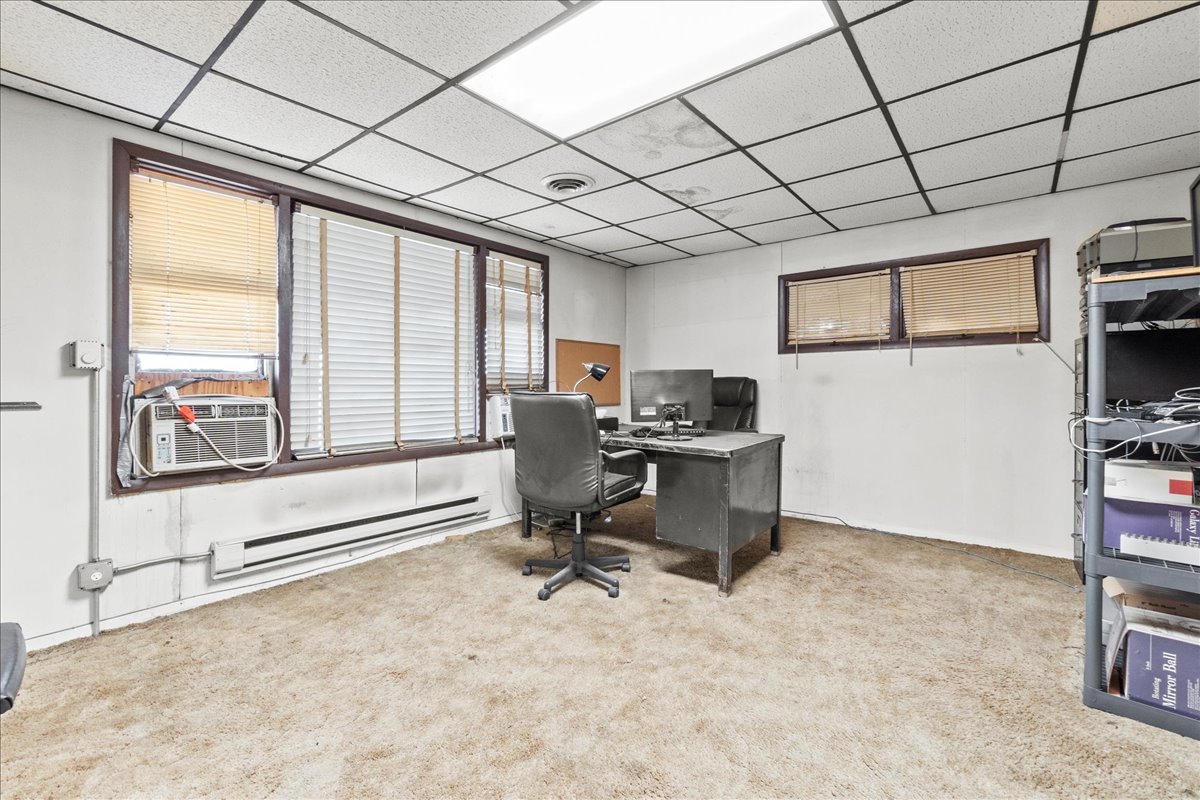 111 Patterson Road Joliet, IL 60436 - Photo 31 of 47