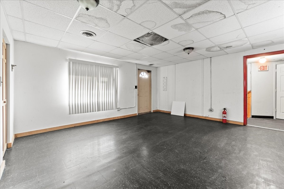 111 Patterson Road Joliet, IL 60436 - Photo 40 of 47