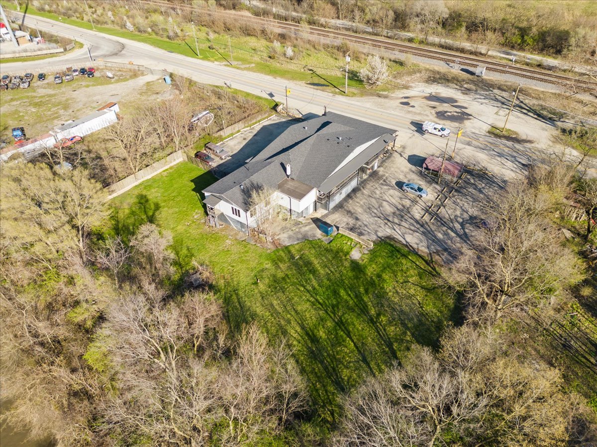 111 Patterson Road Joliet, IL 60436 - Photo 9 of 47