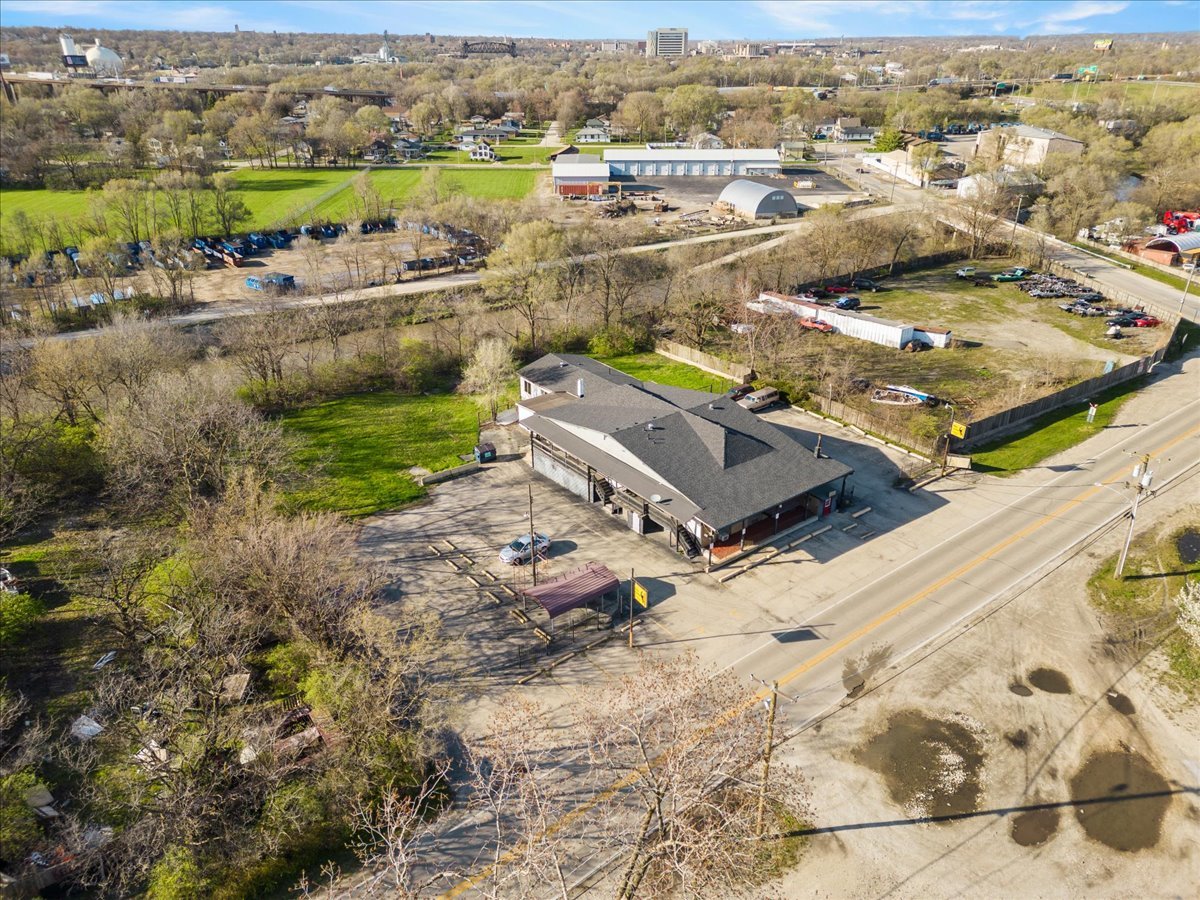 111 Patterson Road Joliet, IL 60436 - Photo 10 of 47