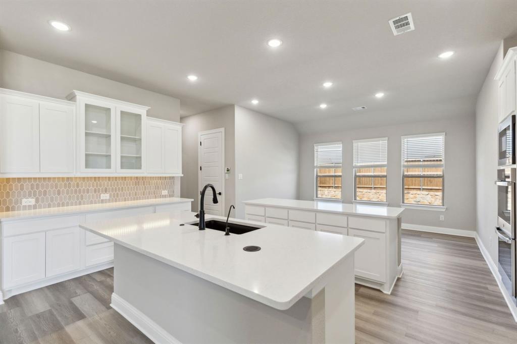 201 Cross Timbers Street Azle, TX 76020 - Photo 18 of 30 Representative