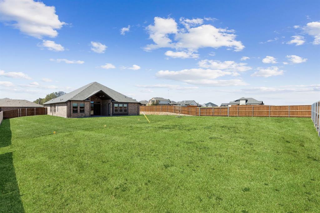 201 Cross Timbers Street Azle, TX 76020 - Photo 25 of 30 Representative