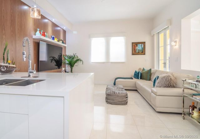 $561,000 | 18445 Northeast 30th Avenue, Unit 18445, Aventura, FL 33160