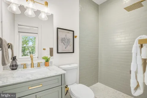 $1,275,000 | 1614 Kilbourne Place Northwest, Unit 2, Washington, DC 20010