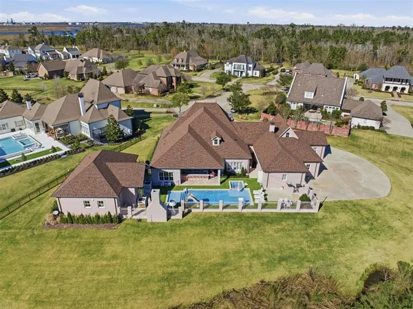 $2,100,000 | 5917 Sawgrass Court, Lake Charles, LA 70605