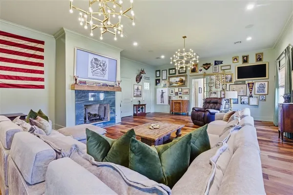 $2,100,000 | 5917 Sawgrass Court, Lake Charles, LA 70605