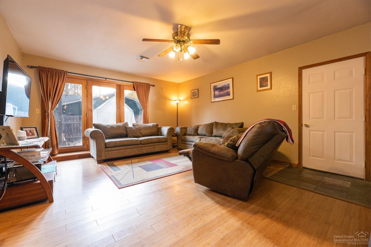 60174 Cinder Butte Road Bend, OR 97702 - Photo 9 of 25 Additional Photo