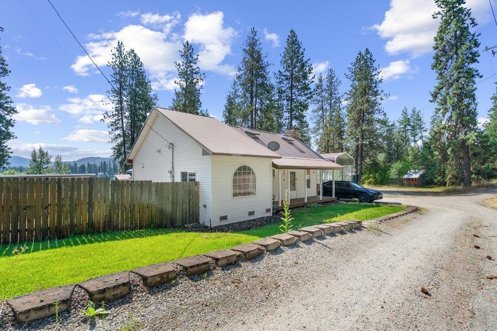 7693 Leclerc Road Newport, WA 99156 - Photo 9 of 50