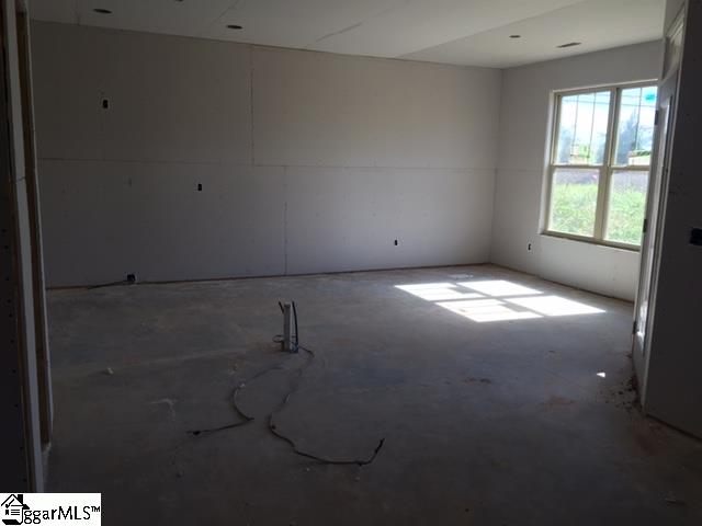219 Downs Road Greenville, SC 29617 - Photo 4 of 5 Gallery Image 4