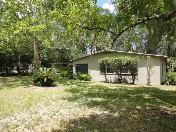 $1,900 | 401 Northwest 36th Terrace, Gainesville, FL 32607