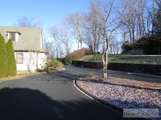 478 Forestridge Drive Boone, NC 28607 - Photo 13 of 41 Gallery Image 13
