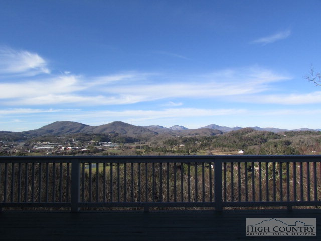 478 Forestridge Drive Boone, NC 28607 - Photo 3 of 41 Gallery Image 3