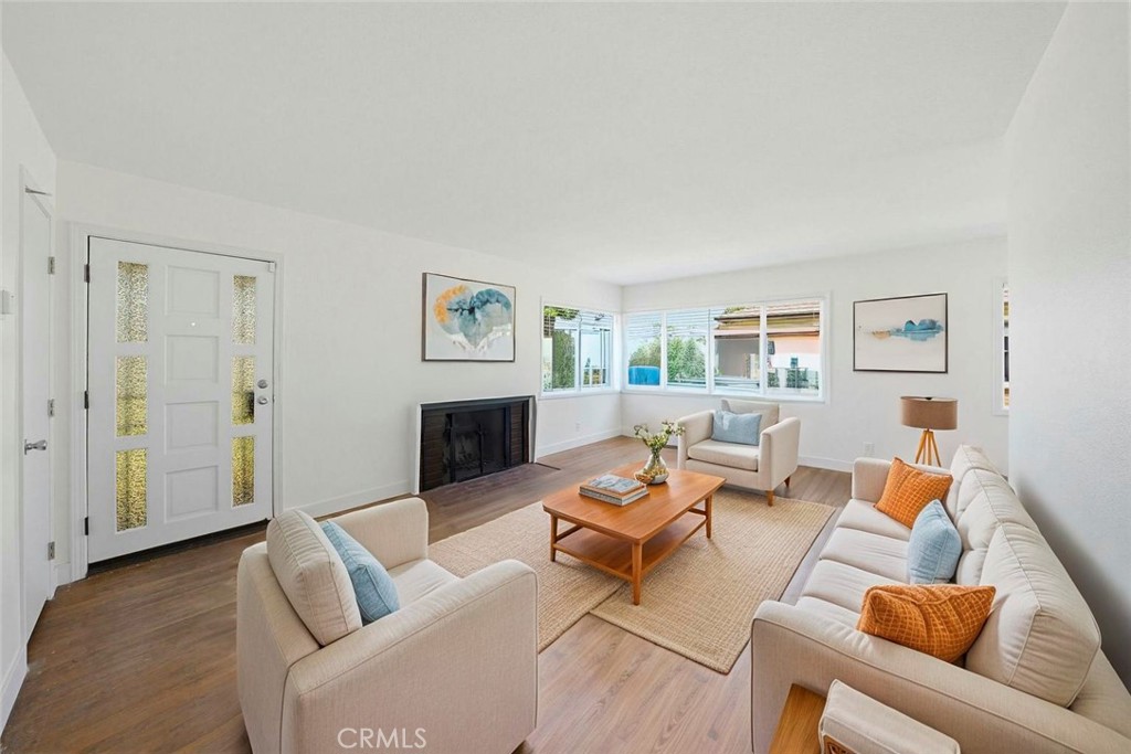 368 East 231st Street Carson, CA 90745 - Photo 14 of 46 Virtualy Staged Living Room