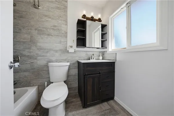 $789,000 | 368 East 231st Street, Carson, CA 90745
