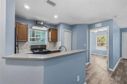 $499,900 | 2421 East 17th Avenue, Tampa, FL 33605