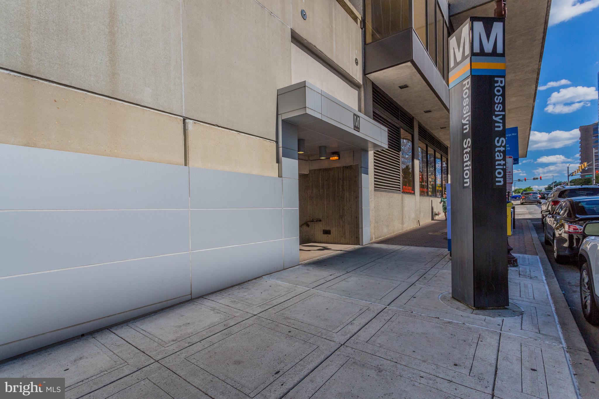 1881 North Nash Street, Unit 1706 Arlington, VA 22209 - Photo 39 of 50 a view of an outdoor space