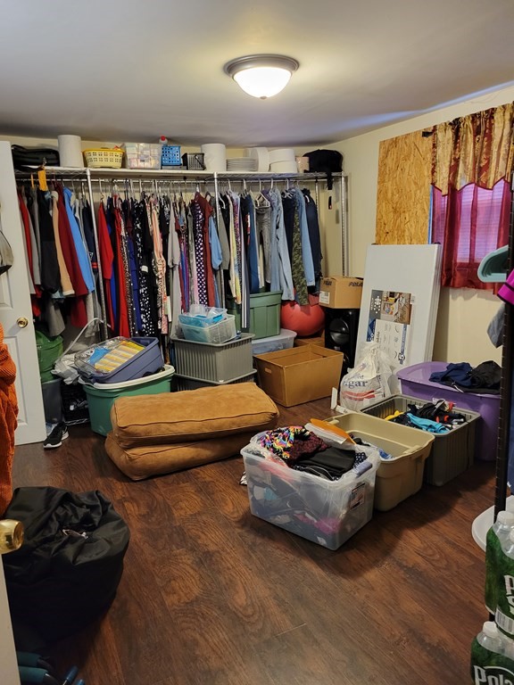 712 School Street Lowell, MA 01851 - Photo 6 of 13