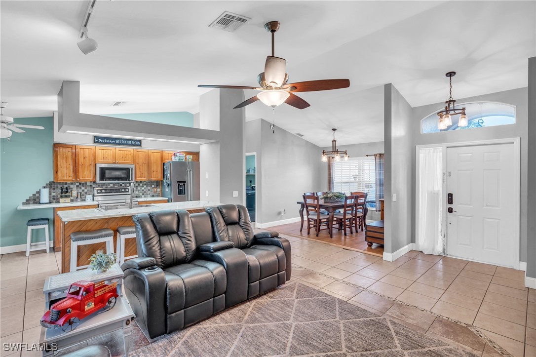 8200 Anhinga Road Fort Myers, FL 33967 - Photo 11 of 50 Gallery Image 11