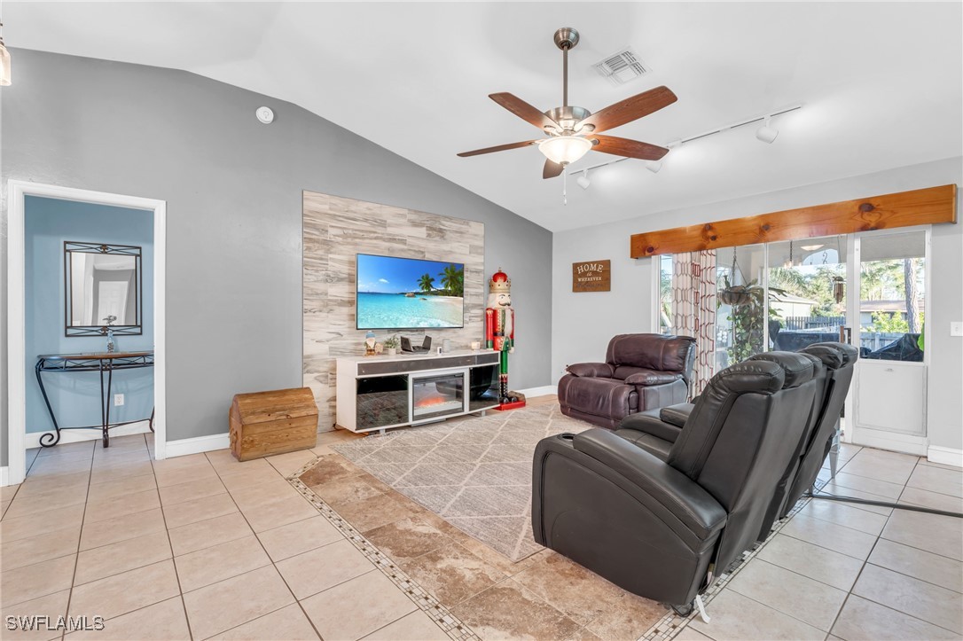 8200 Anhinga Road Fort Myers, FL 33967 - Photo 10 of 50 Gallery Image 10