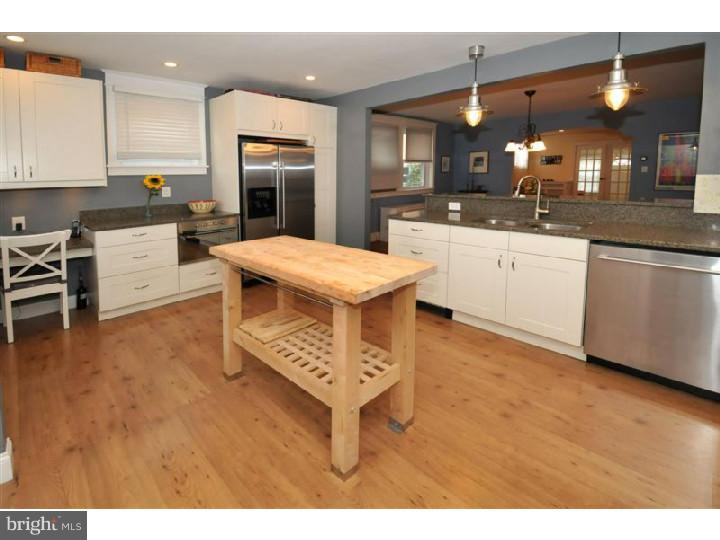 645 Arbor Road Cheltenham, PA 19012 - Photo 4 of 20